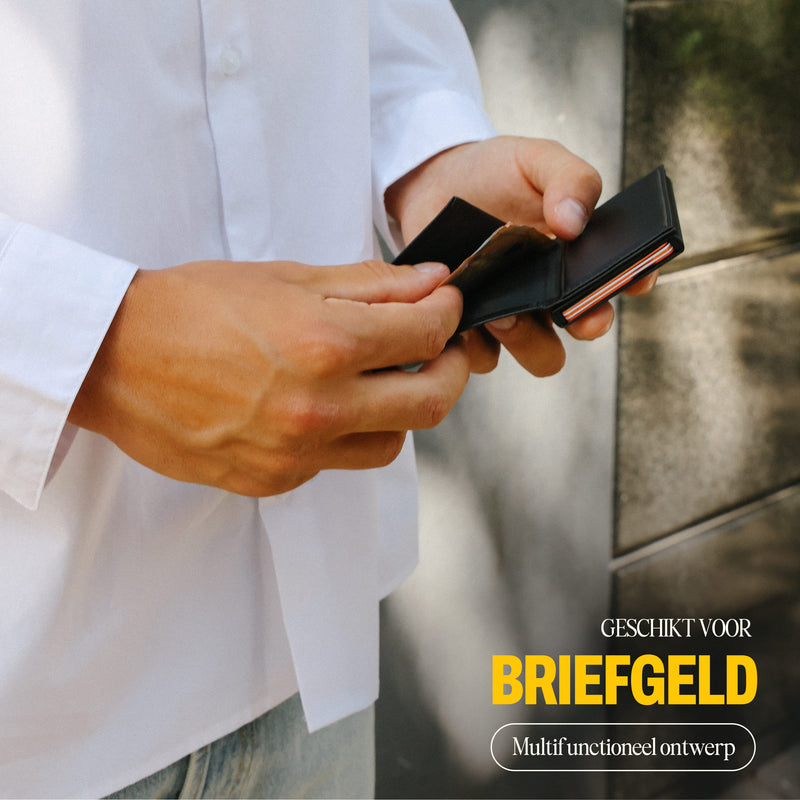 zwarte pasjeshouder met briefgeld