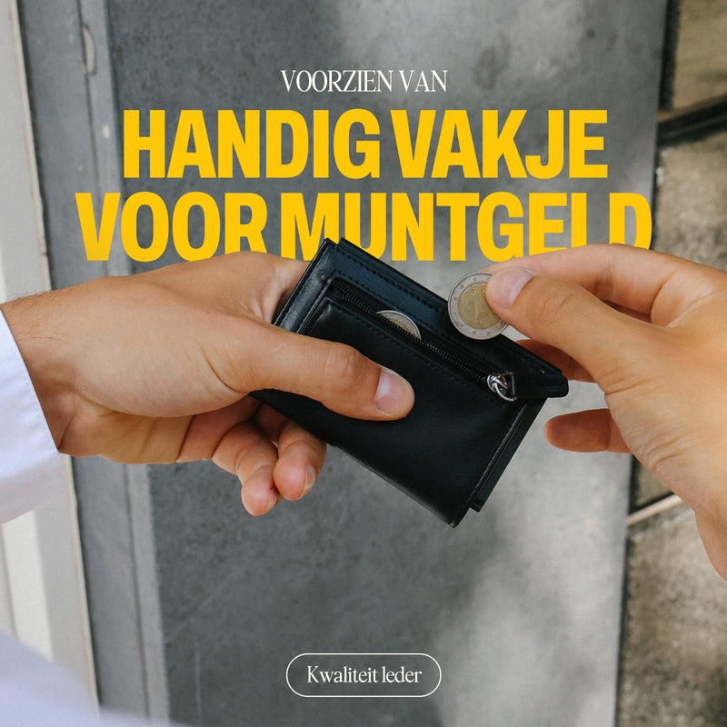 zwarte pasjeshouder met muntstukken