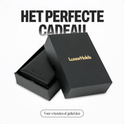 zwarte pasjeshouder als cadeau