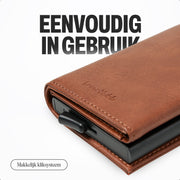 pasjeshouder met popup systeem